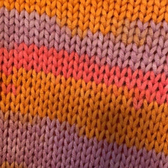 NWT fable sweater Large - Picture 5 of 7